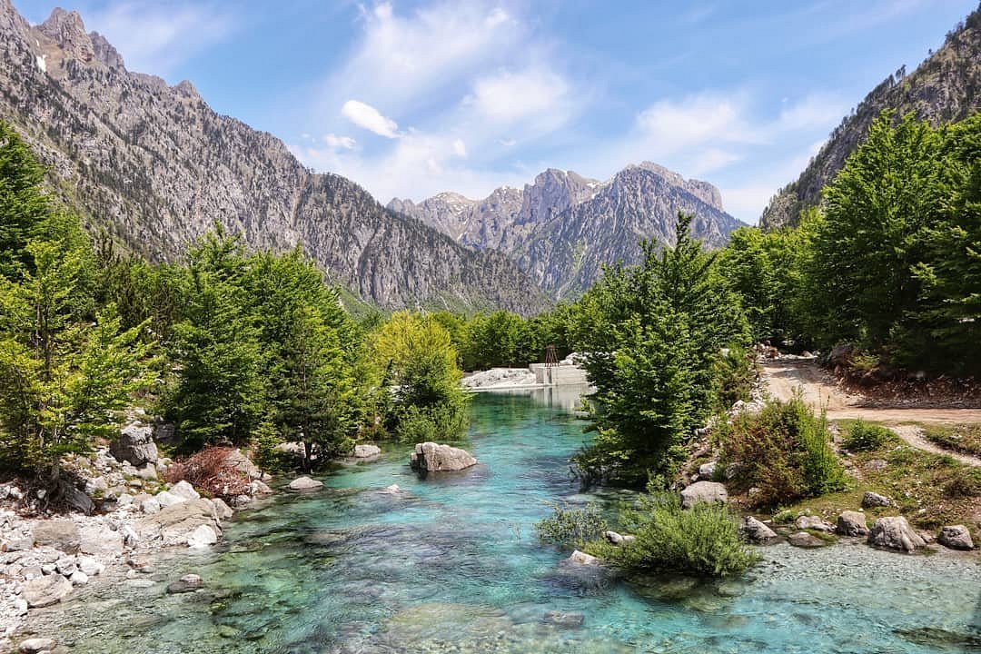 Hiking Theth to Valbona